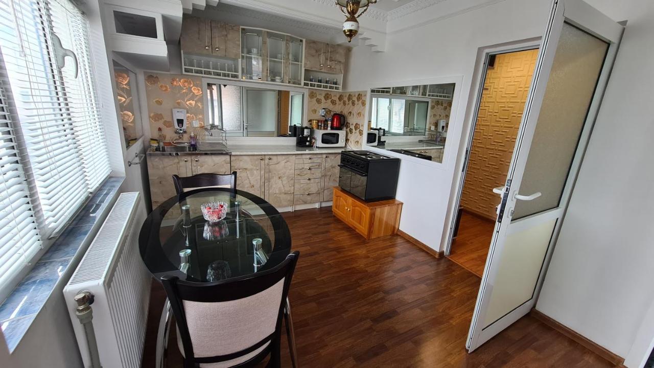 Guest House Anna Montana Luaran gambar